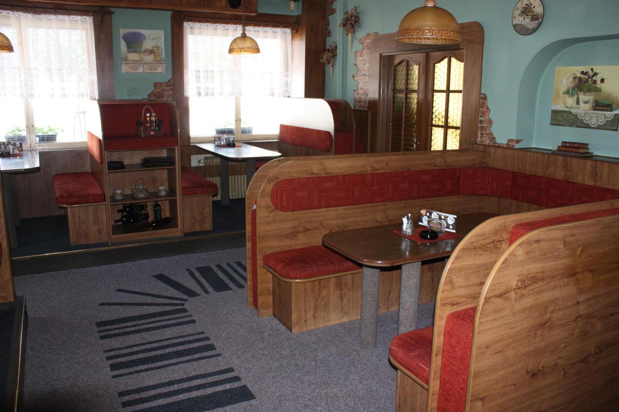 Hotel Hynek 나호트 외부 사진