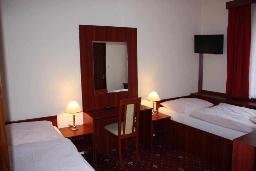 Hotel Hynek 나호트 외부 사진